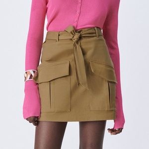 ZARA CARGO MINI SKIRT